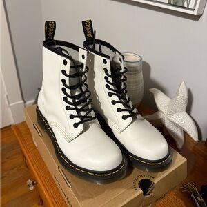 Dr Marten White Smooth Leather Boots